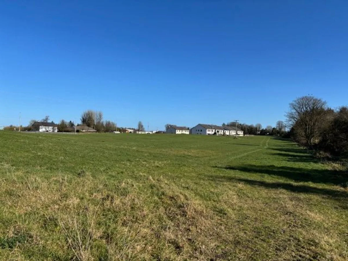 Knock Road, Ballyhaunis, Co. Mayo - Image 2